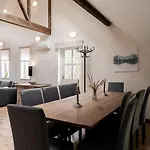 Pihla Inspiratsioonitalu Peamaja Villa Kõpu