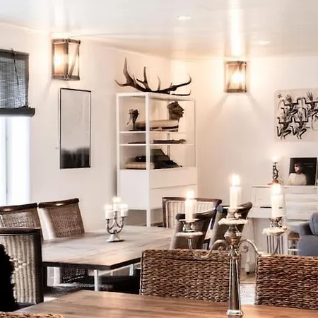 Вилла Pihla Inspiratsioonitalu Peamaja